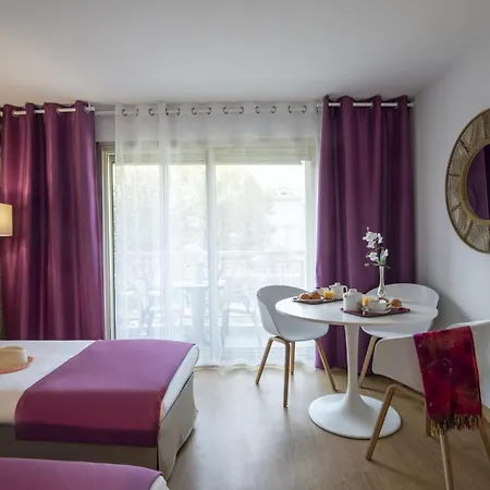 Chambord Hotel Mentona