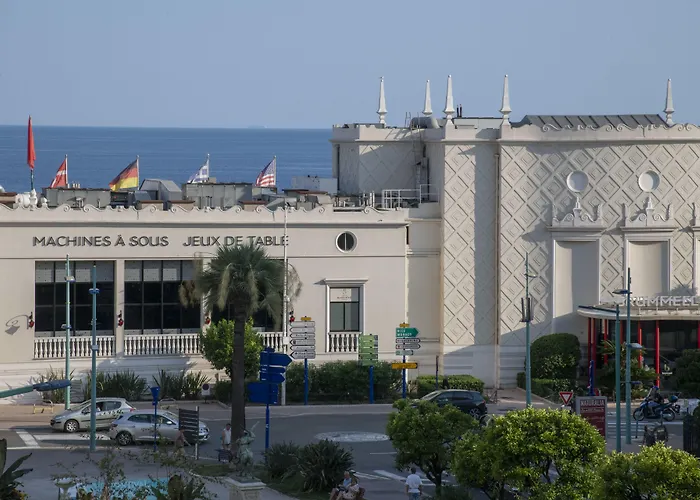 Chambord Hotel Mentona