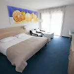 尚博尔酒店 芒通