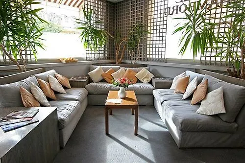 Chambord ホテル 3*